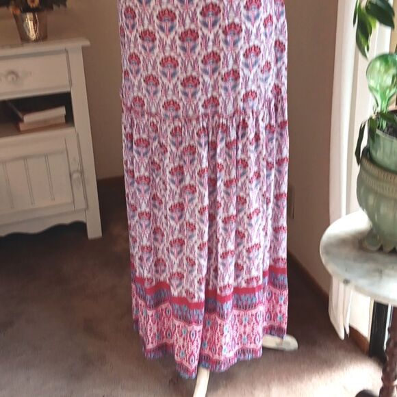 Feather & Find Maxi Dress - Picture 9 of 16